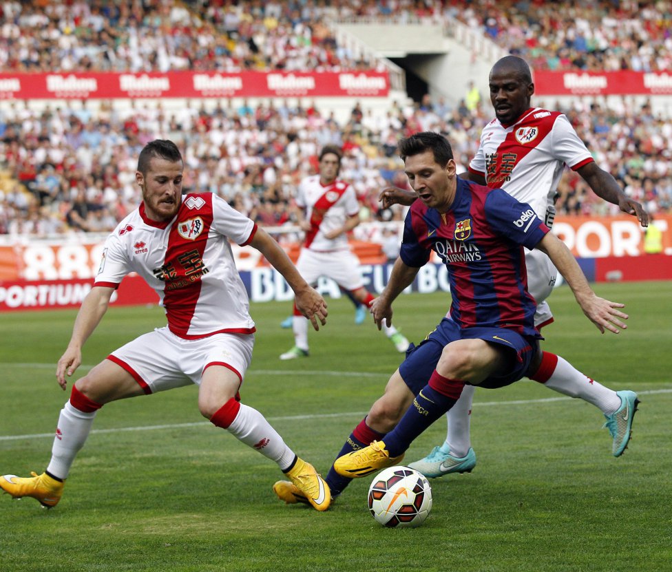 اتليتيكو يخسر أمام بلنسية وبرشلونة يواصل تقدمه في اسبانيا