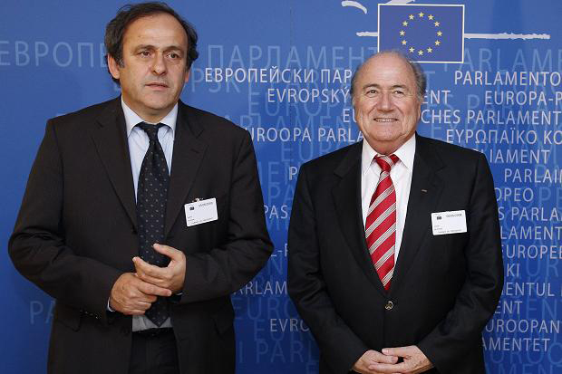 بلاتيني: بلاتر لا يخدم كرة القدم حاليا