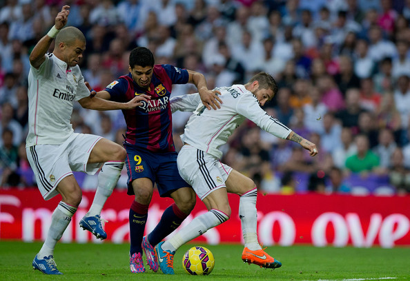 سواريز: لست عنصريا ولم أقصد إهانة إيفرا