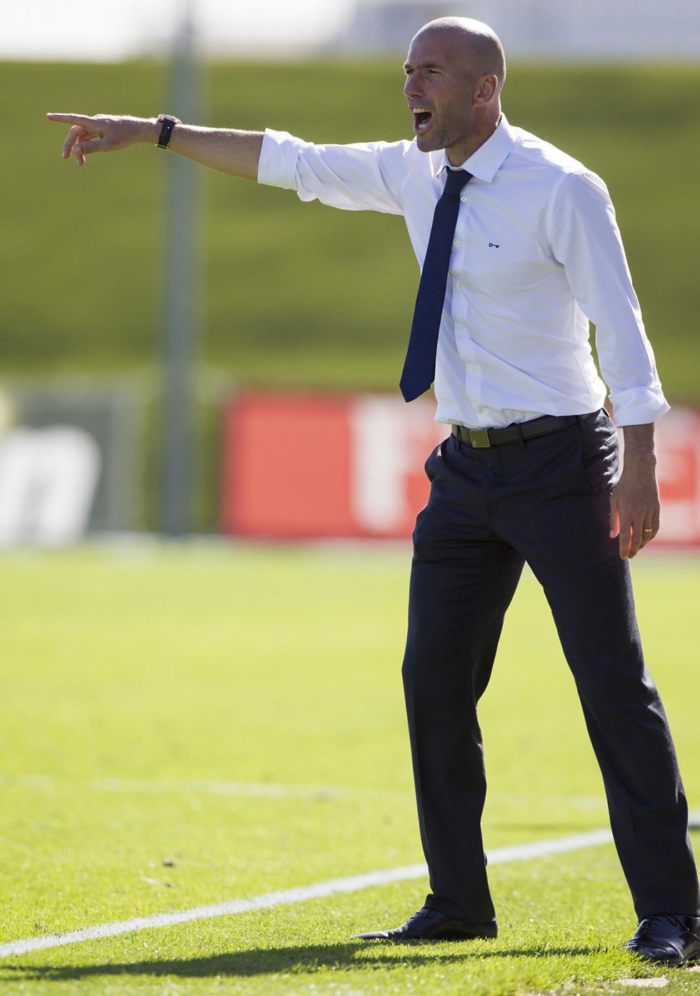 ريال مدريد يحتج على قرار ايقاف زيدان