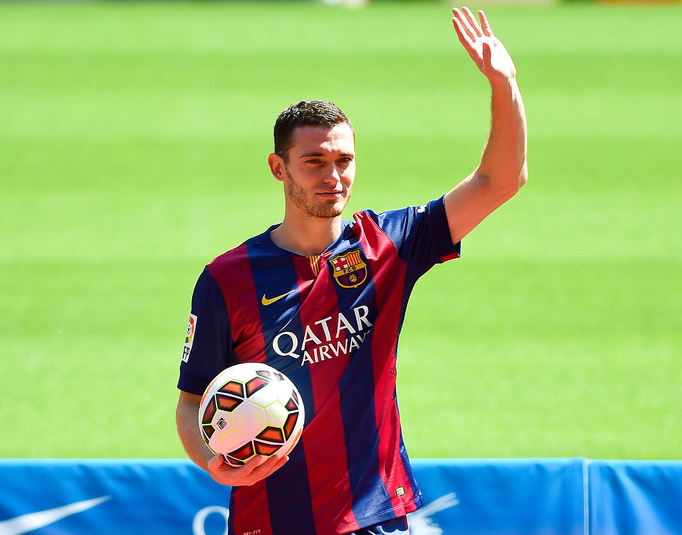 خضوع مدافع برشلونة فيرمايلين لعملية جراحية