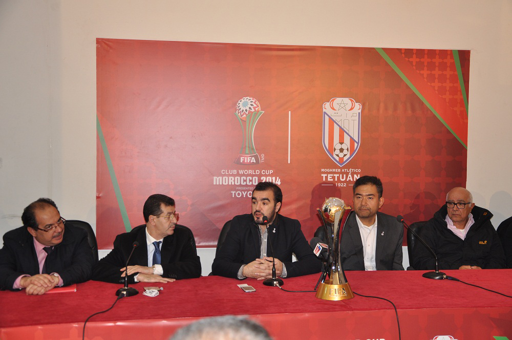 المغرب التطواني يستضيف مجسم كأس العالم للأندية