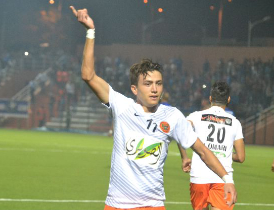 أيوب الشرطي نجم بركان القادم