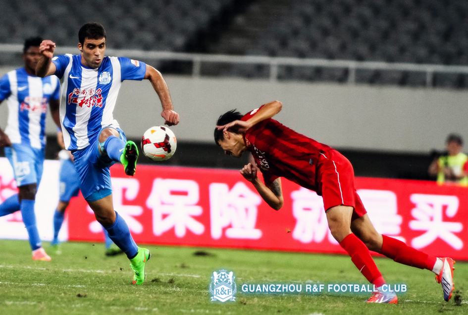 إريكسون: إمكانيات حمد الله تؤهله للعب بإنجلترا