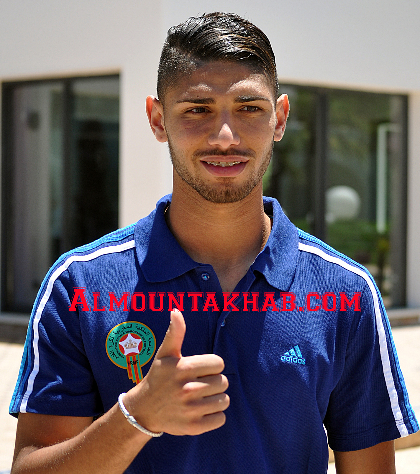 لزعر جذب الأنظار بعد تألقه في سان سيرو