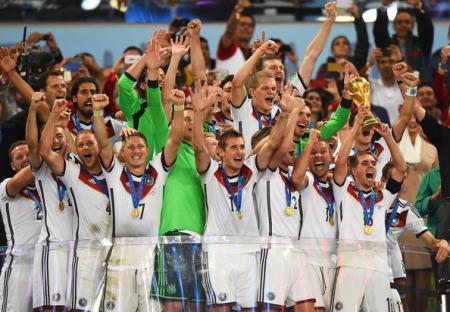 مؤتمر دبي يسلط الضوء على نجاحات الكرة الألمانية