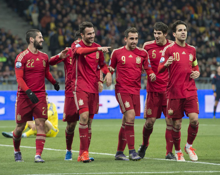 ديل بوسكي يواجه مهمة صعبة لاختيار تشكيلة اسبانيا في بطولة أوروبا