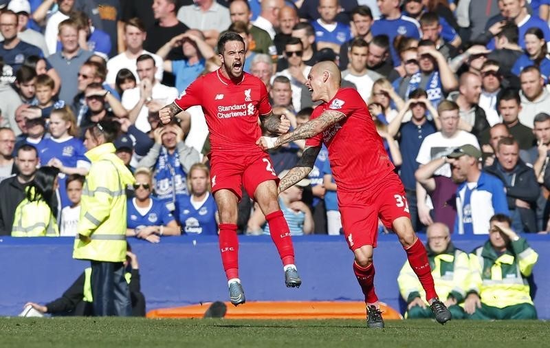 تقارير: اينغس لاعب ليفربول سيغيب لنهاية الموسم