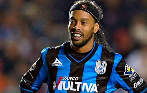 رونالدينيو في حفل تكريم حجي