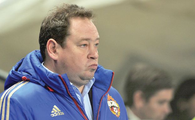 سلوتسكي مستمر مع روسيا حتى نهاية بطولة اوروبا 2016