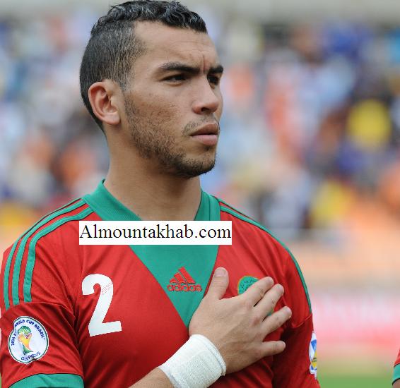 الشاكير يتابع المباراة من المدرجات