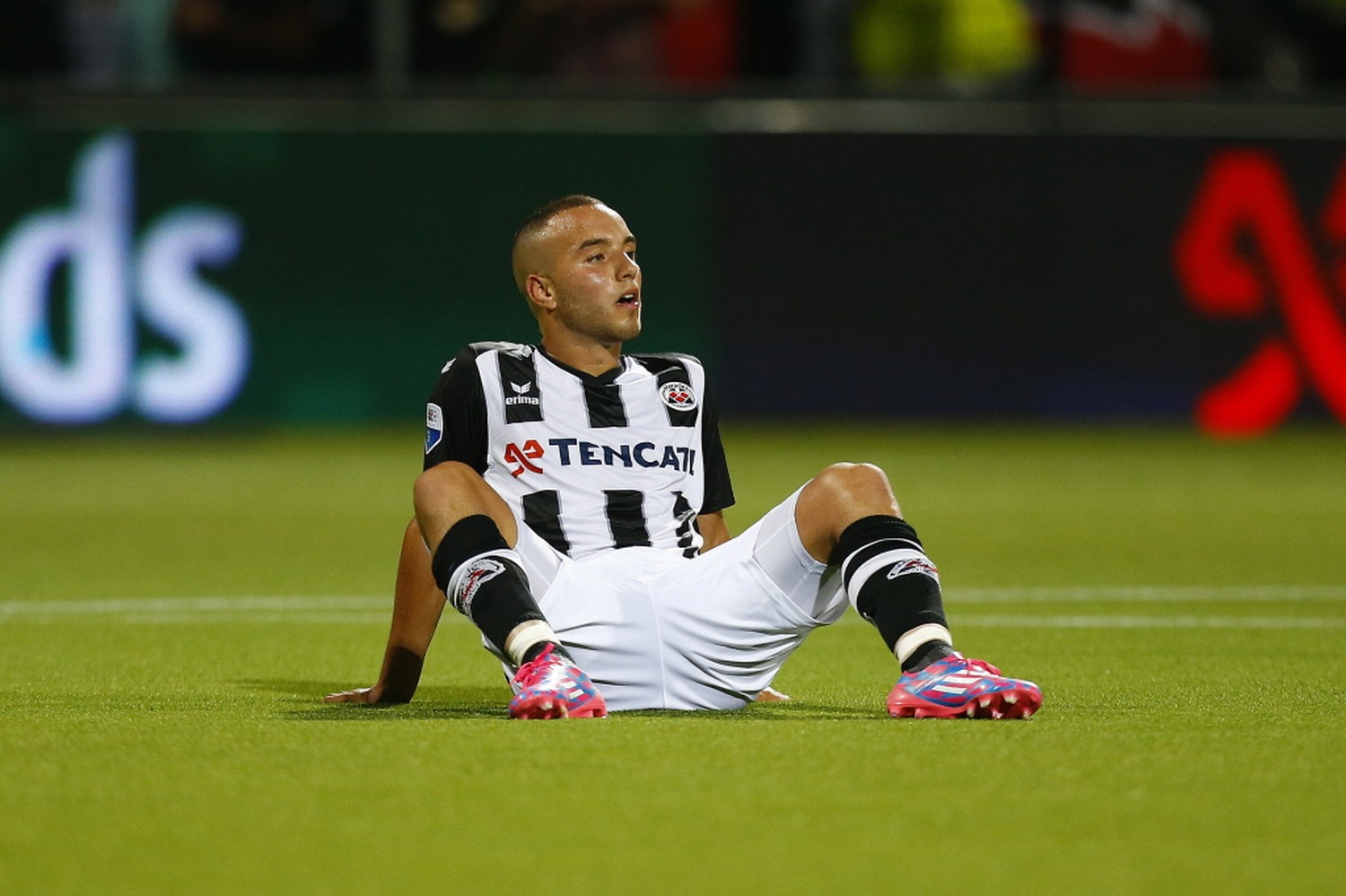 بلحساني وفرصة الإبهار أمام أجاكس