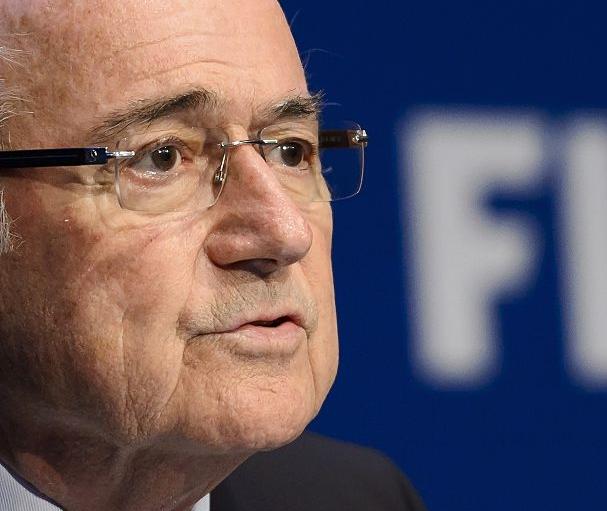 فضائح الفيفا: قريب من بلاتر ينفي ايقاف الاخير 90 يوما