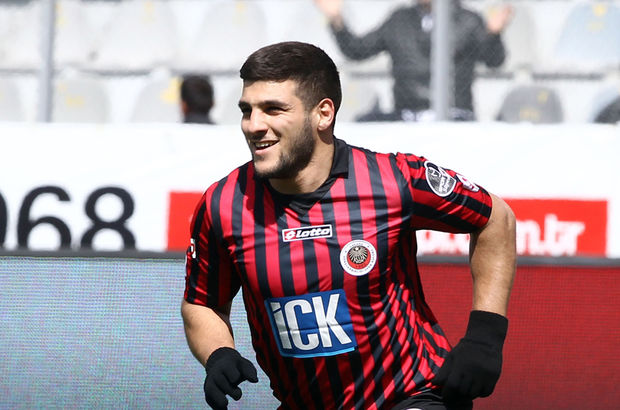 الكبير..هل يكبر ضد الزعيم؟