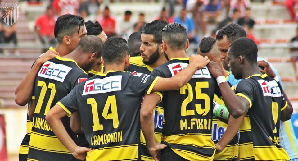 المغرب الفاسي يستعد للرجاء بجميع عناصره