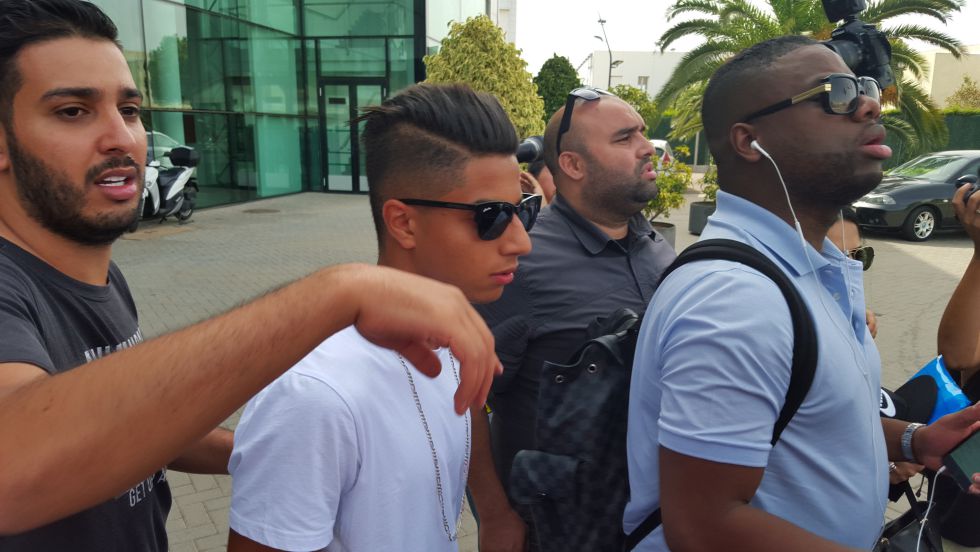 قف.. هاشم مستور استثناء  داخل الأسود؟