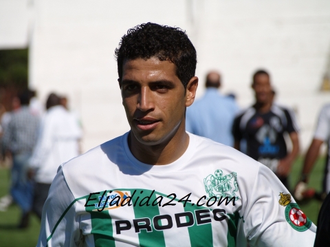 شاكو يتصدى للدكاليين