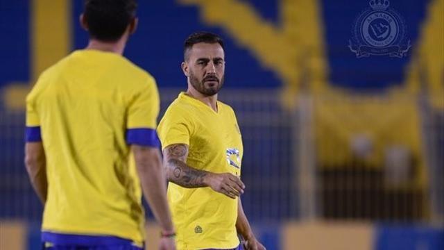 كانافارو يلفظ مختار