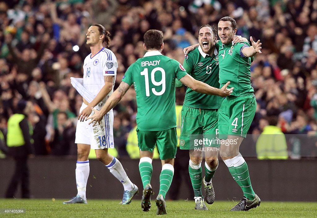 تصفيات كأس أوروبا 2016: المنتخب الإيرلندي يتأهل إلى النهائيات على حساب البوسنة