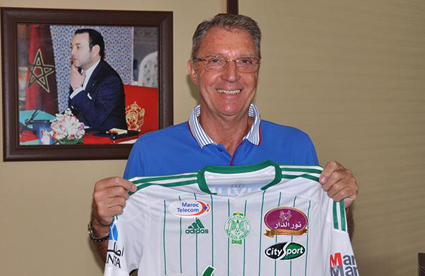 كرول يفجرها من هولندا: ما زلت مدربا للرجاء