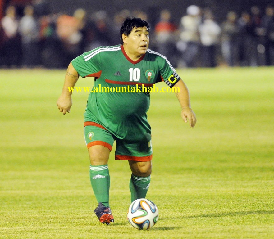 حضور مارادونا هدية من أشقائنا الإماراتيين