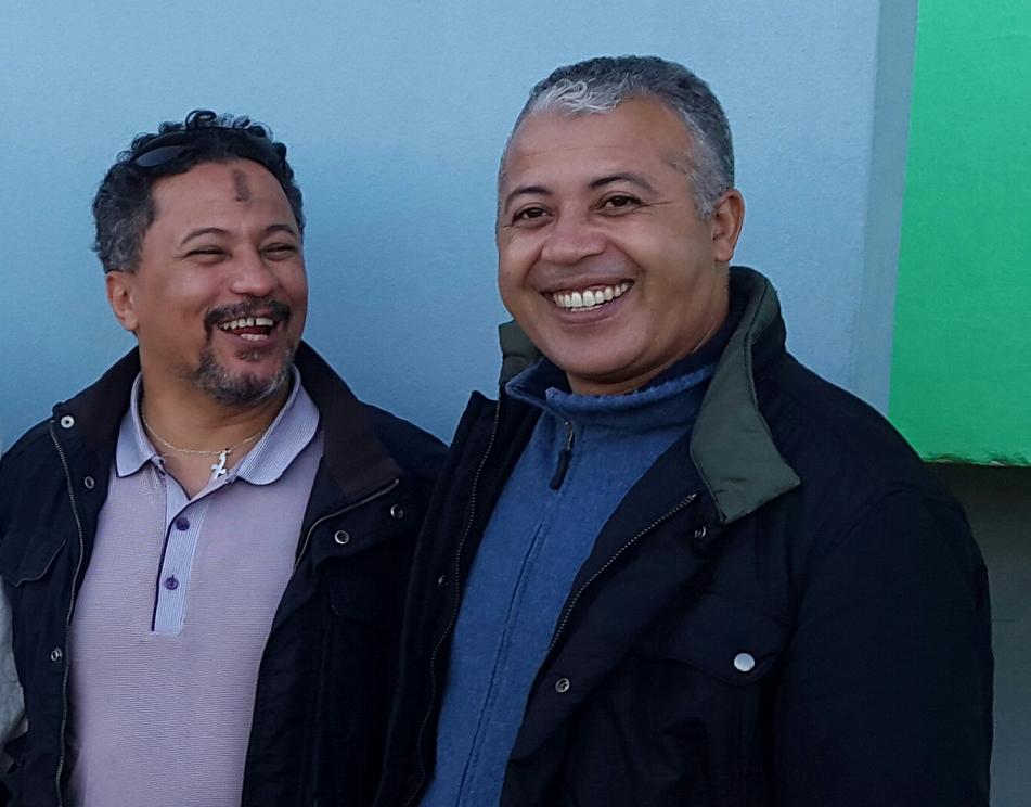 النجم الدكالي المعتزل رضا الرياحي يساند الدفاع في محنته