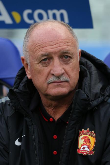 سكولاري: برشلونة لديه 25 نيمار