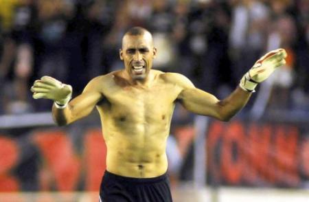 هذه سوابق الحارس خالد العسكري