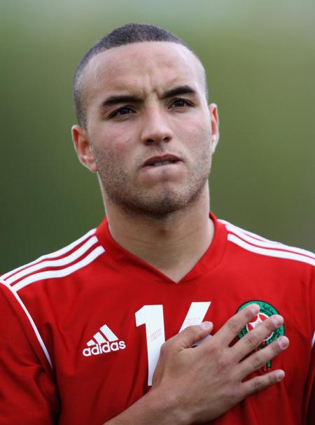 الياس بلحساني حاضر ضد الرأس الأخضر