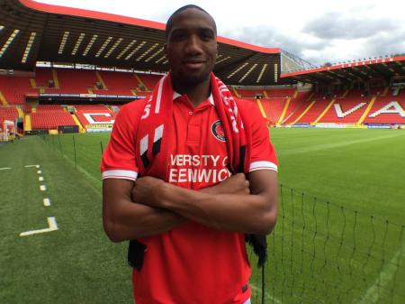 شارلطون ينتظر عروضا لبيع بركديش