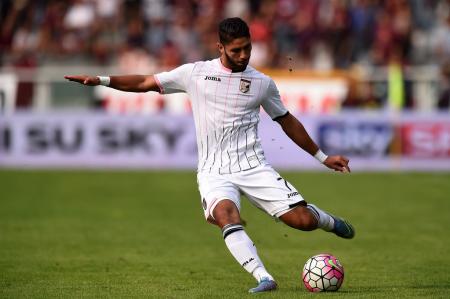 أشرف لزعر.. نقطة مضيئة