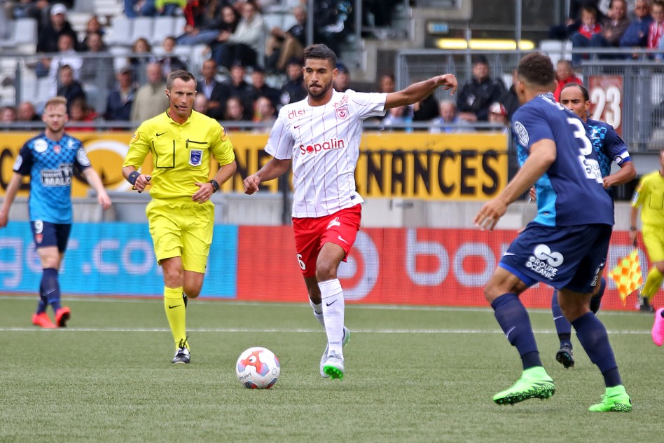 درار وايت بناصر ضمن أفضل 5 أفارقة بالليغ1