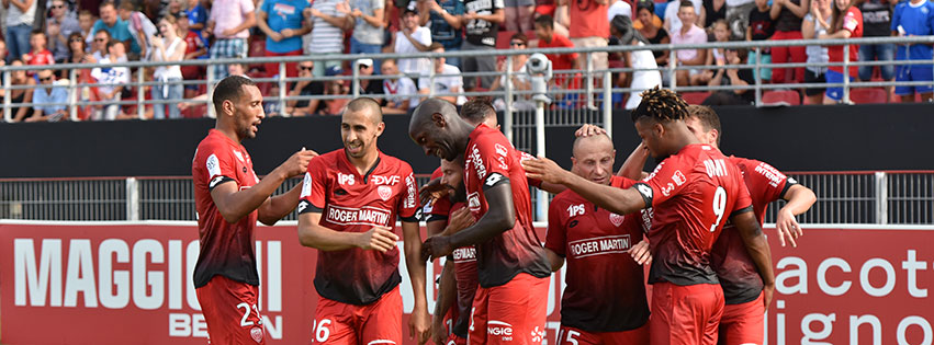 شفيق لأول مرة احتياطي وعبد الحميد أساسي