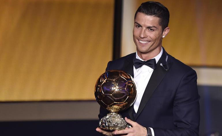 جائزة الكرة الذهبية 2016: رونالدو يؤكد انه  مطمئن 