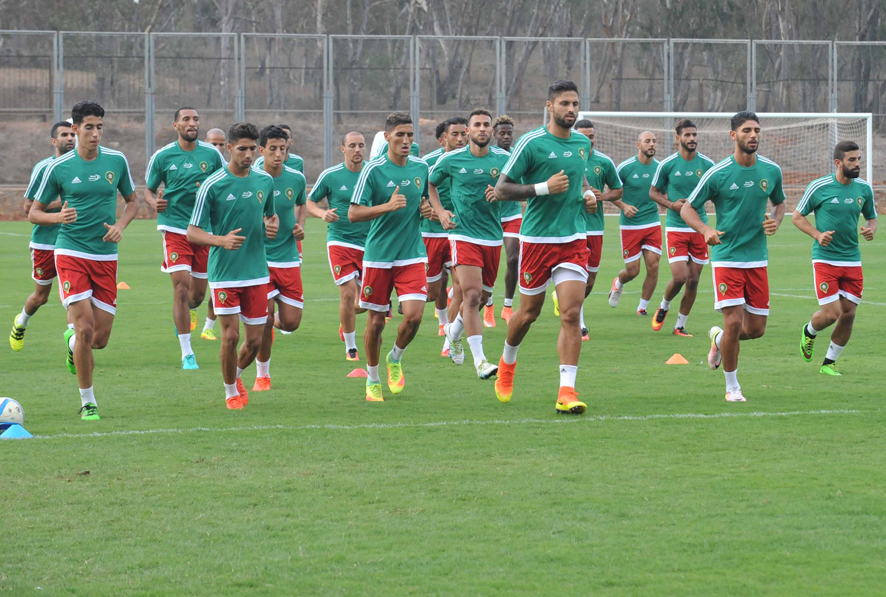 الأسود يجرون ثالث الحصص عصر اليوم