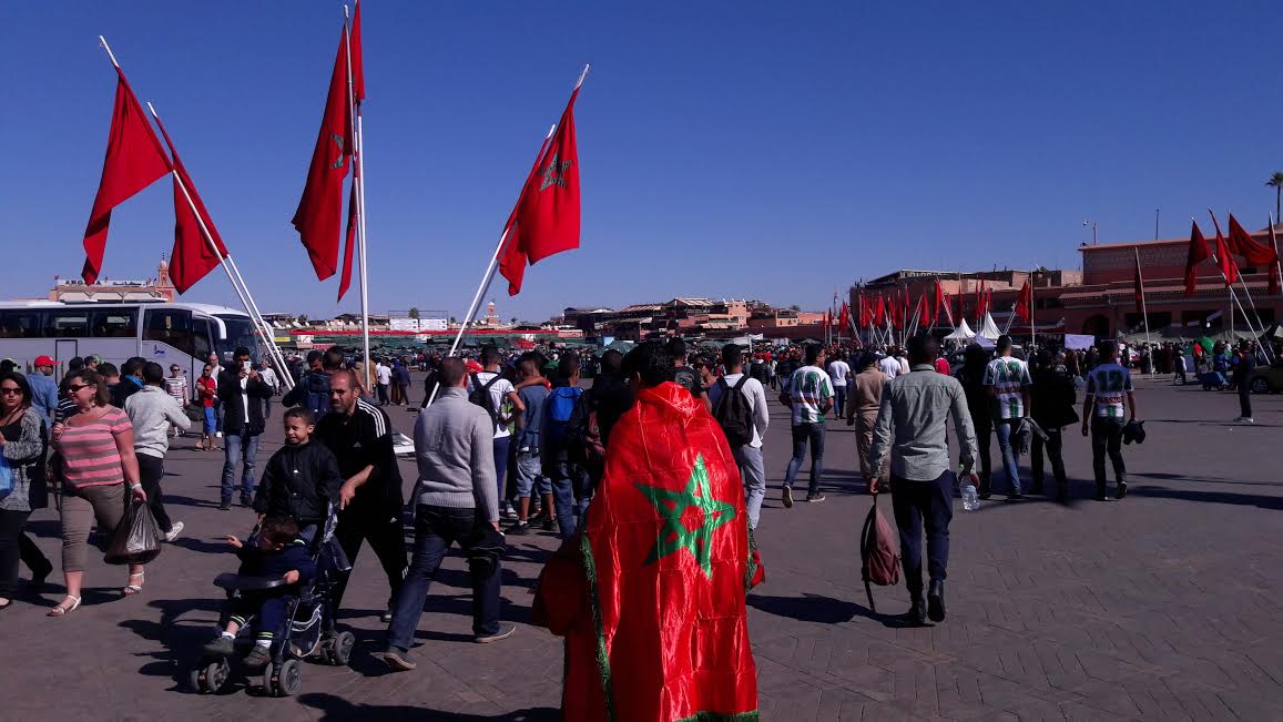 بالصور.. مراكش تلبس الأحمر هذا الصباح