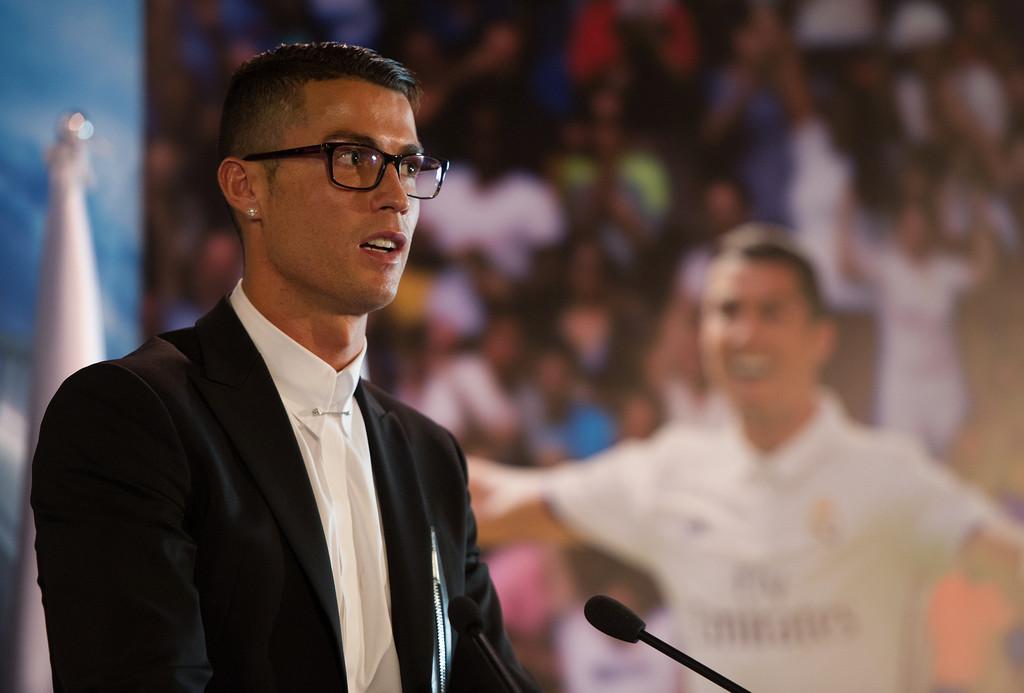 رونالدو يتبرع لمؤسسة (سيف ذا تشيلدرن) لدعم الأطفال السوريين