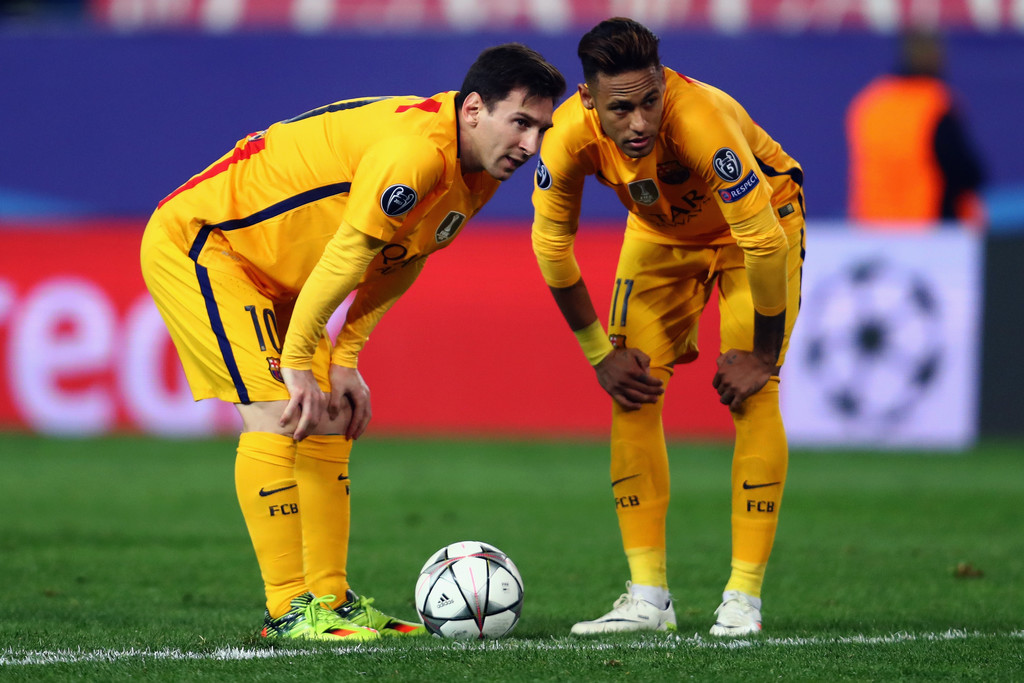 برشلونة بكل نجومه أمام الأهلي