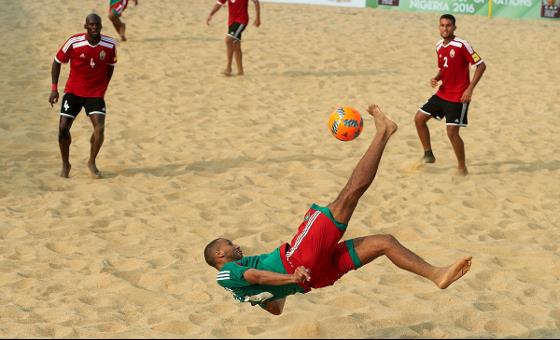 كرة القدم الشاطئية: منتخبا المغرب ومصر من أجل تحديد صاحب المركز الثالث