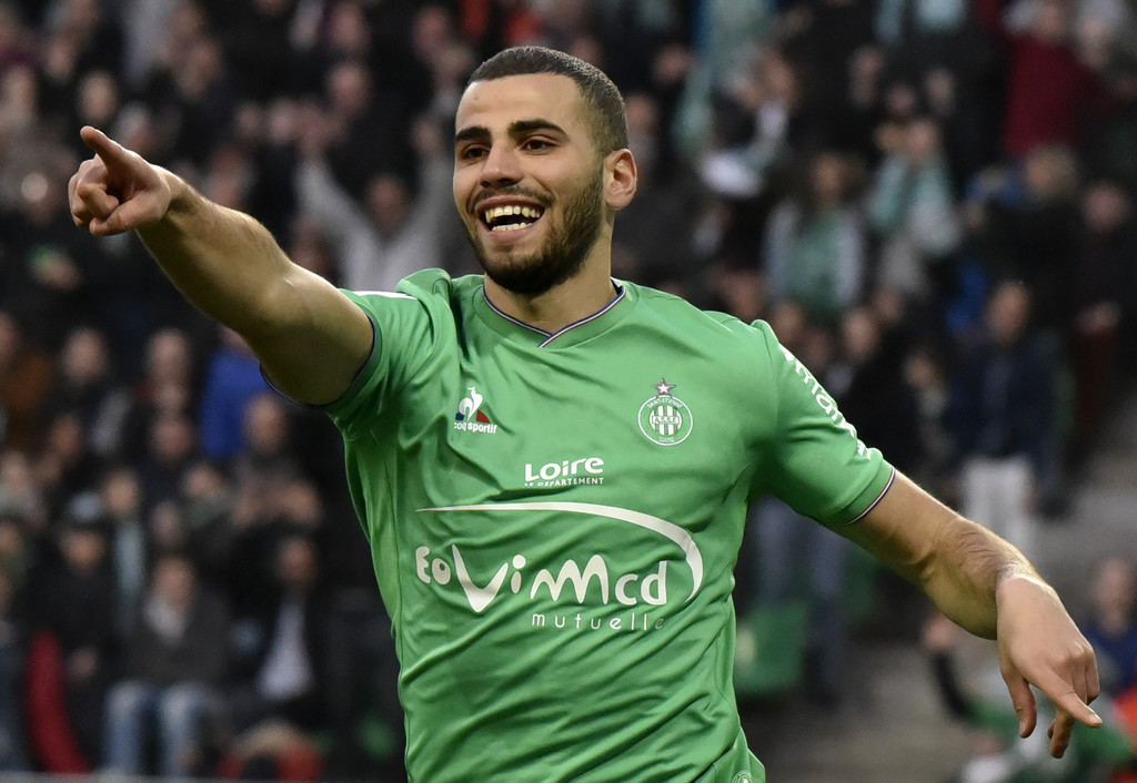 سانت إتيان يتشبت بطنان ويحبط الإنجليز