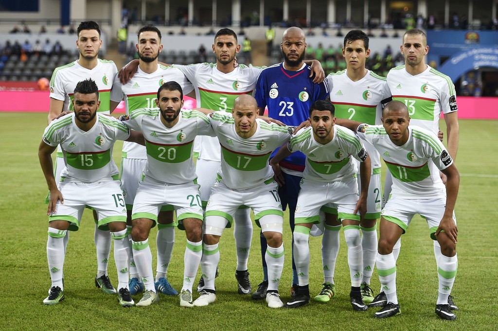 كأس إفريقيا 2017: مدرب منتخب الجزائر يستبعد مشاركة مبولحي أمام تونس