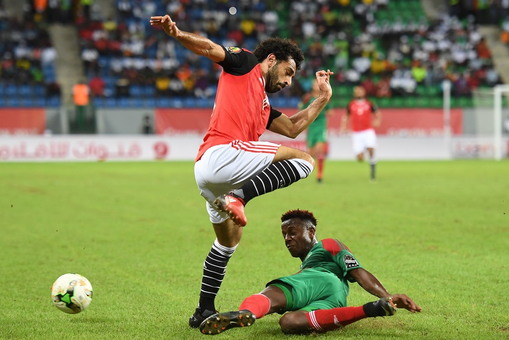 هل يفيد الكان منديل لربح عقد احترافي جديد؟