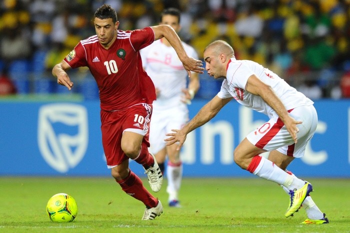 الأسود يطاردون لعنة تونسية عمرها 16 سنة