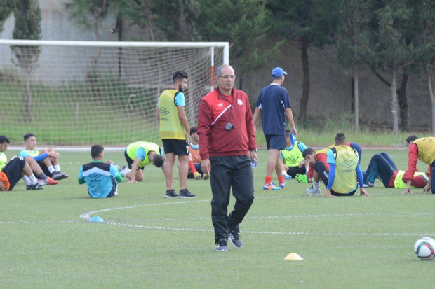 هكذا اجاب بادو الزاكي عن امكانية تدريب اتحاد طنجة ؟