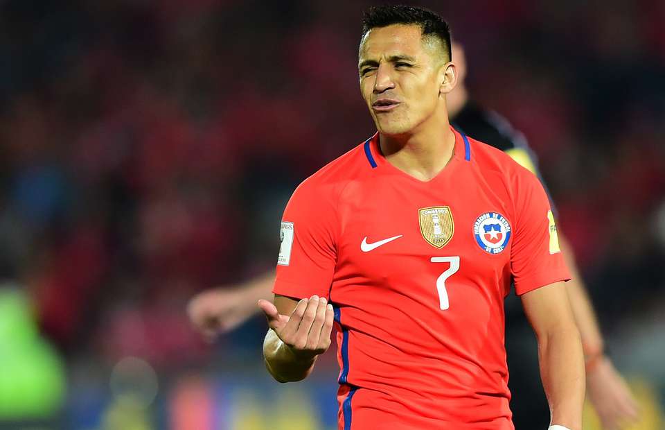 كأس القارات: سانشيز مصاب وقد لا يلحق بمباراة منتخب شيلي أمام الكاميرون