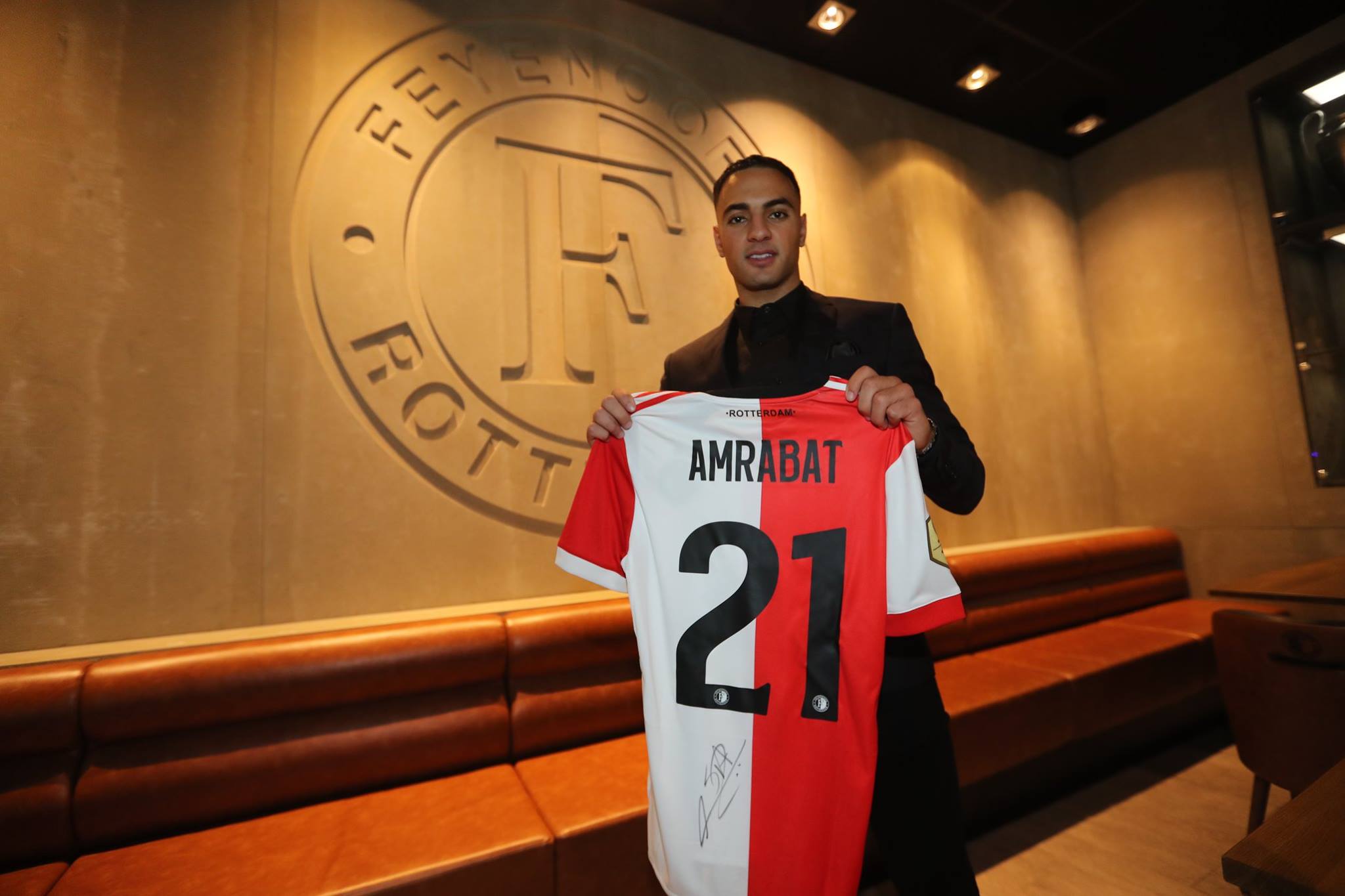 أمرابط: جئت لأنافس الأحمدي وألعب عصبة الأبطال