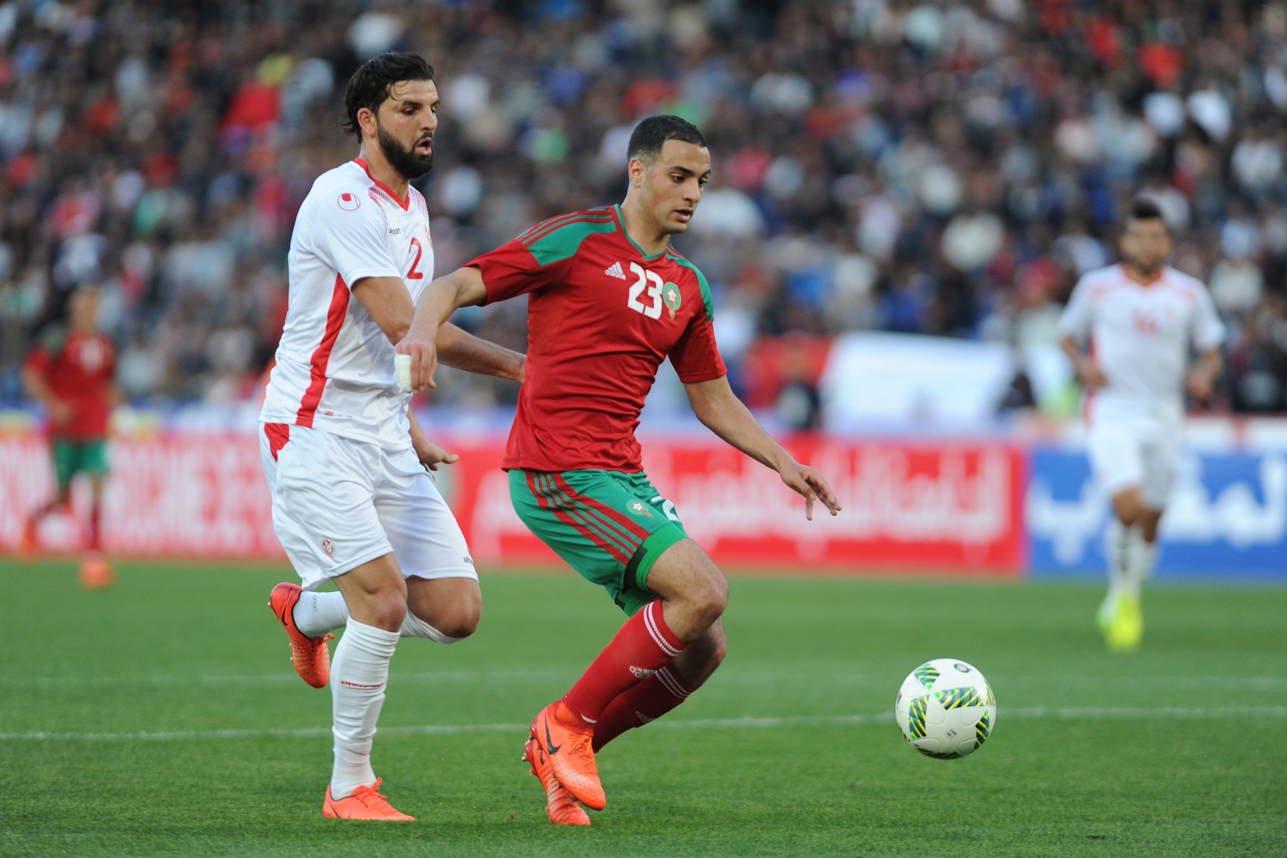 أمرابط الصغير حاضر أمام الغابون