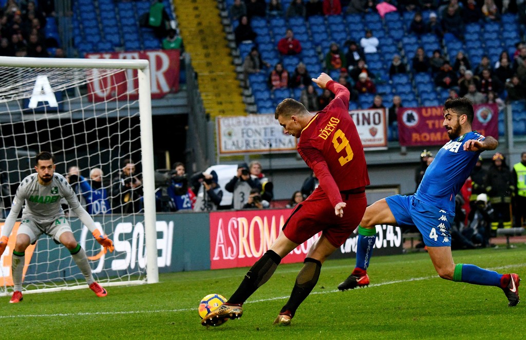 بطولة ايطاليا: نادي روما يهدر الفوز أمام ساسوولو