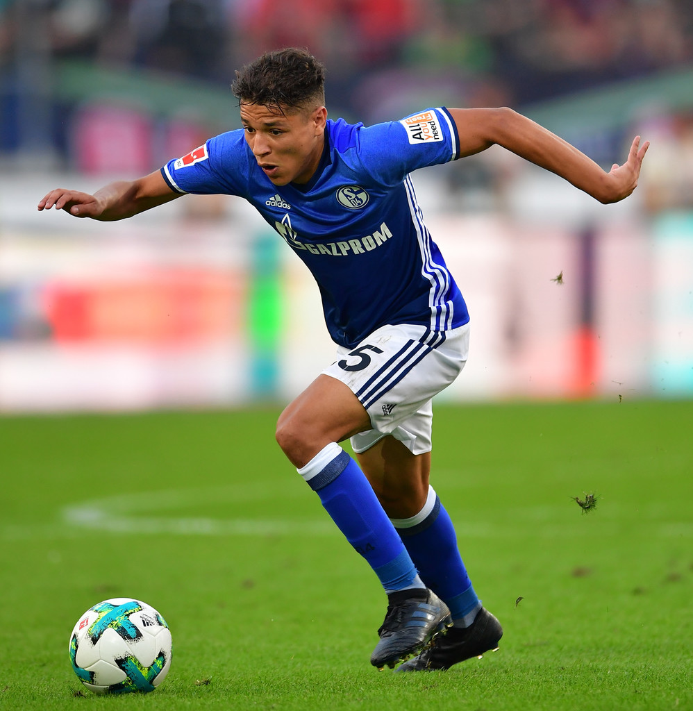 حارث يقصي وحيم ويذهب في عطلة