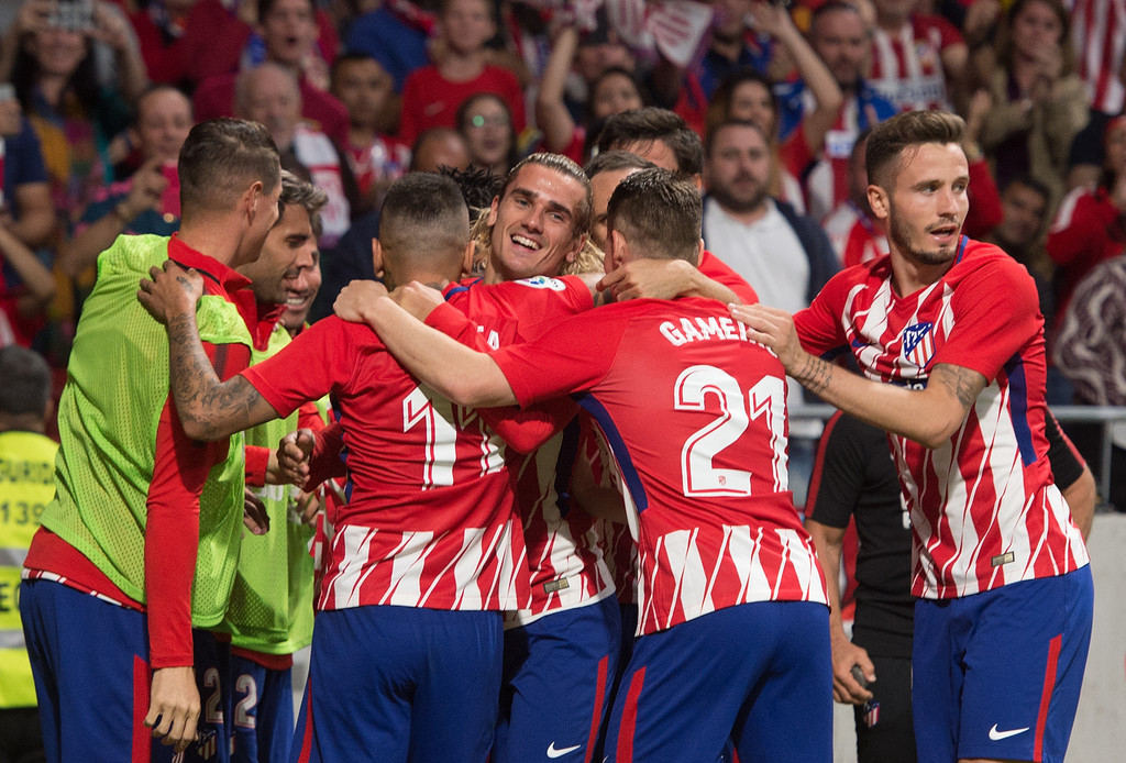 أتلتيكو مدريد يصدم برشلونة قبل الكلاسيكو